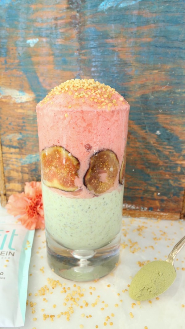 double_decker_matcha_mango_chia_smoothie