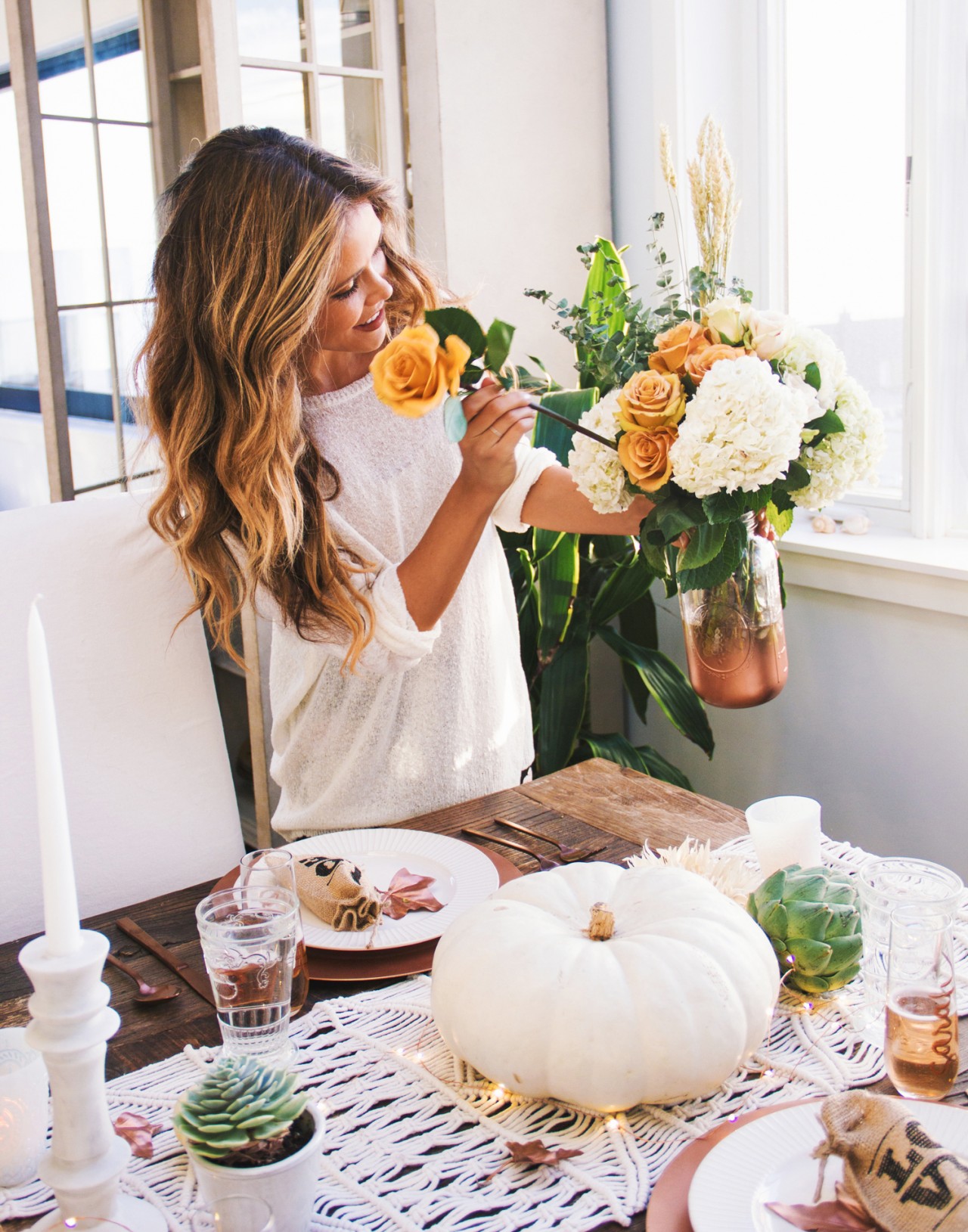 tone-it-up-thanksgiving-table-decor-katrina