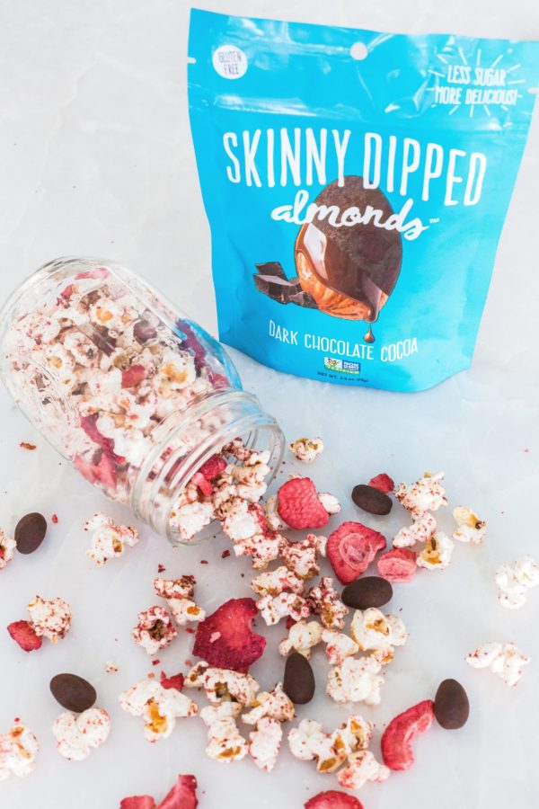 Whip up this Dark Chocolate Strawberry Popcorn featured in the Tone It Up Love Your Body Meal Plan for a healthy treat!